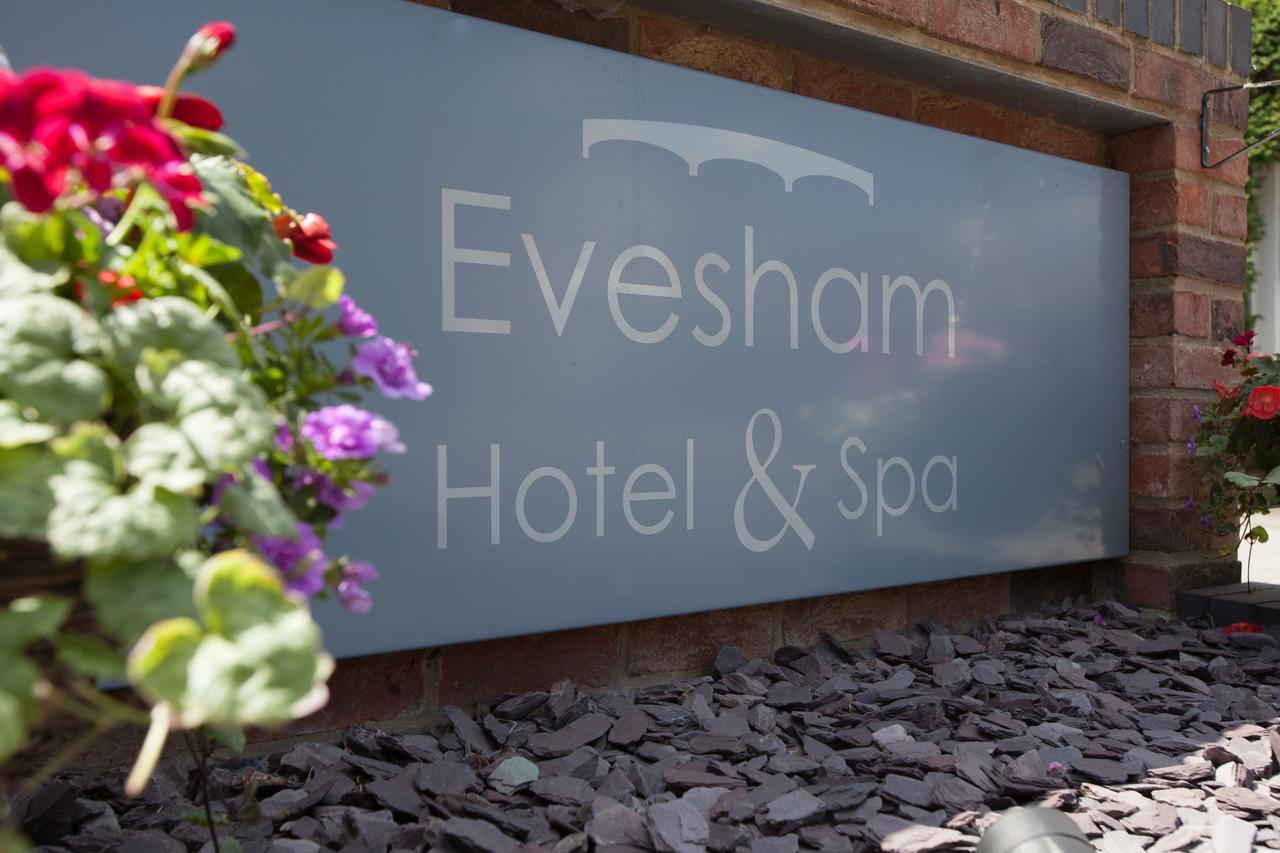 Evesham Hotel Exterior photo